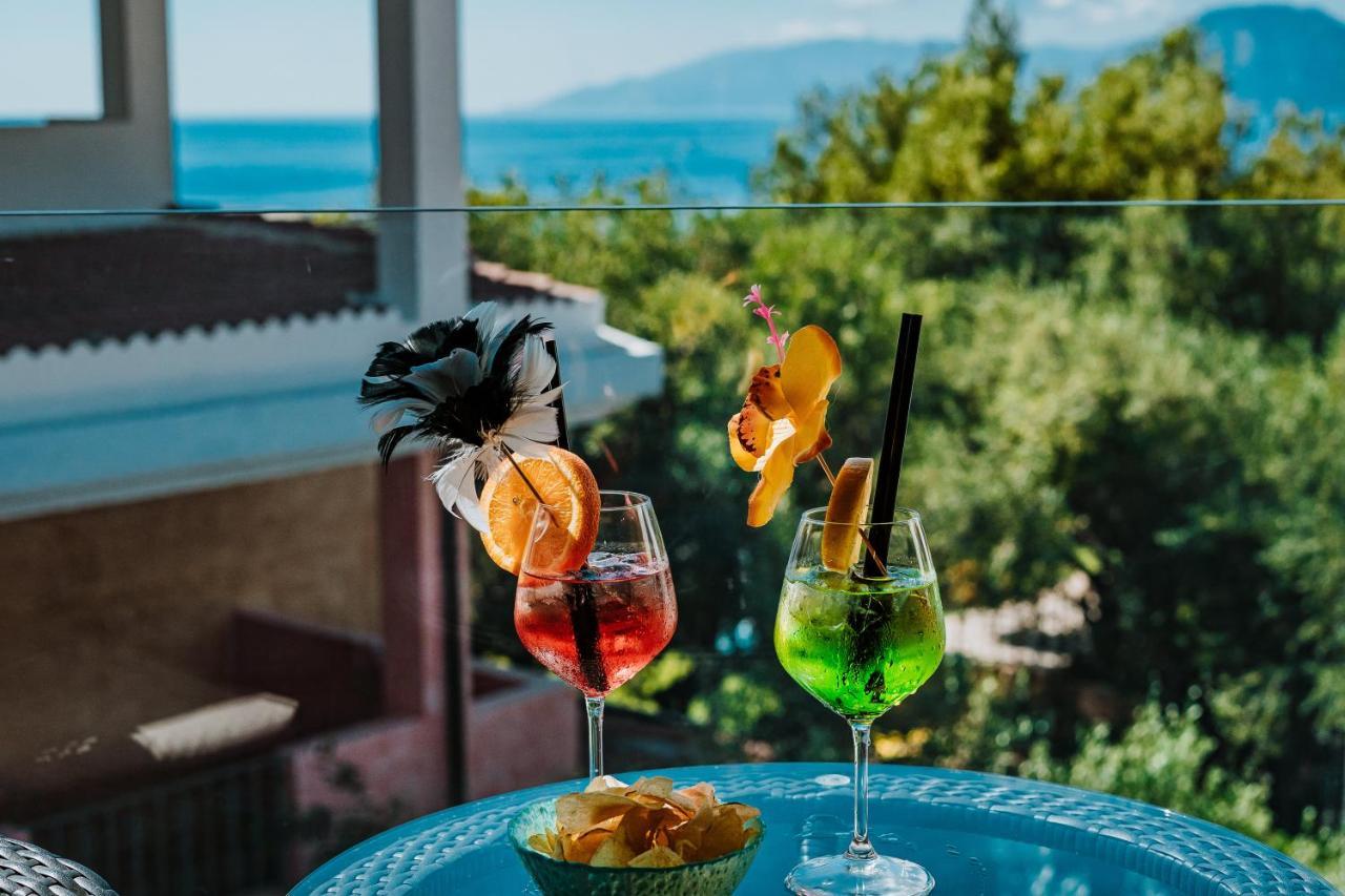 I Ginepri Hotel Cala Gonone Exterior photo