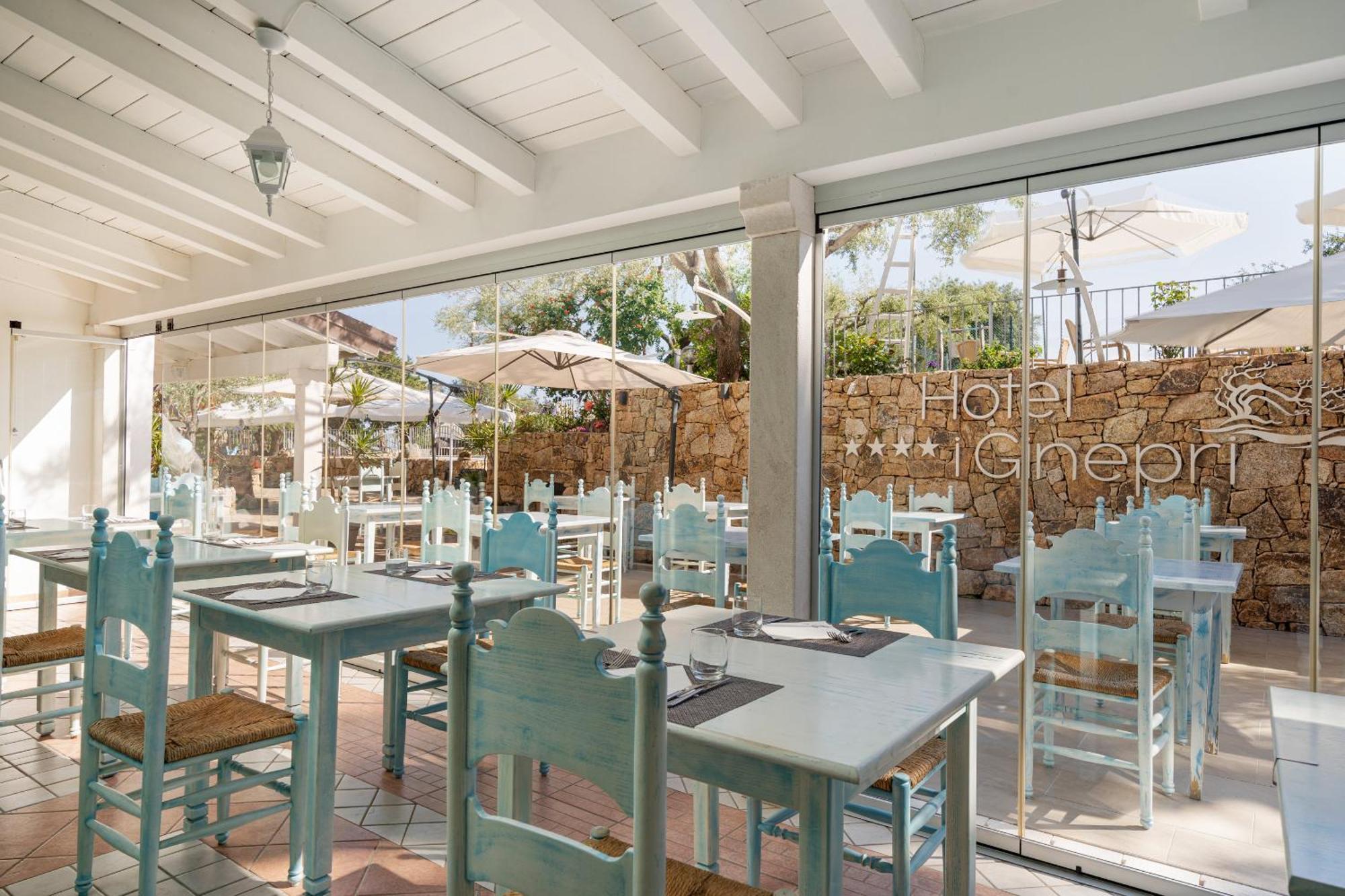 I Ginepri Hotel Cala Gonone Exterior photo