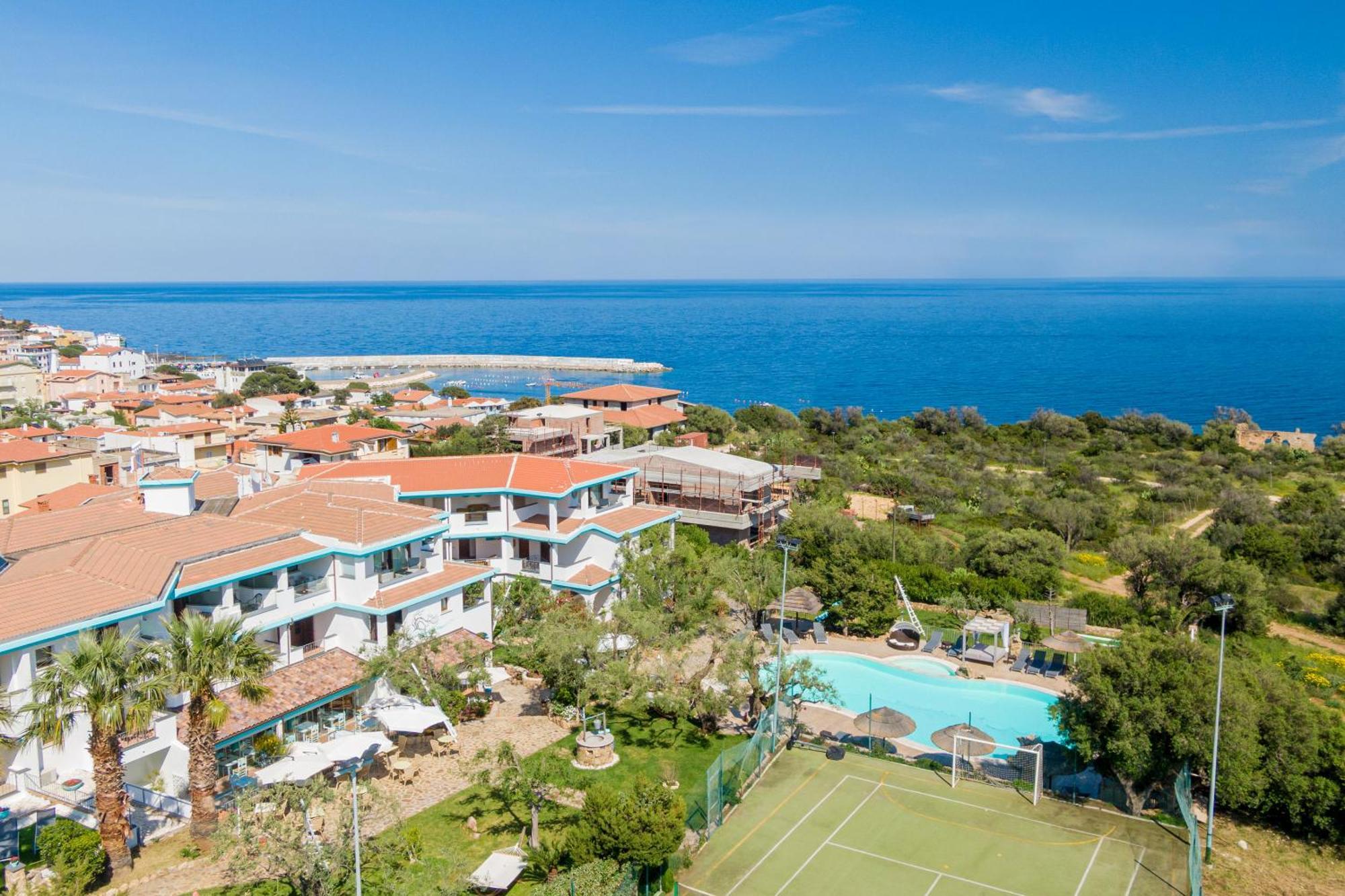 I Ginepri Hotel Cala Gonone Exterior photo