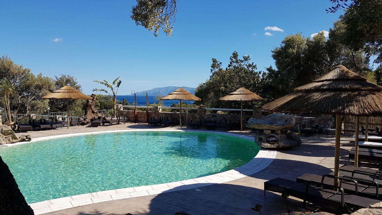 I Ginepri Hotel Cala Gonone Exterior photo
