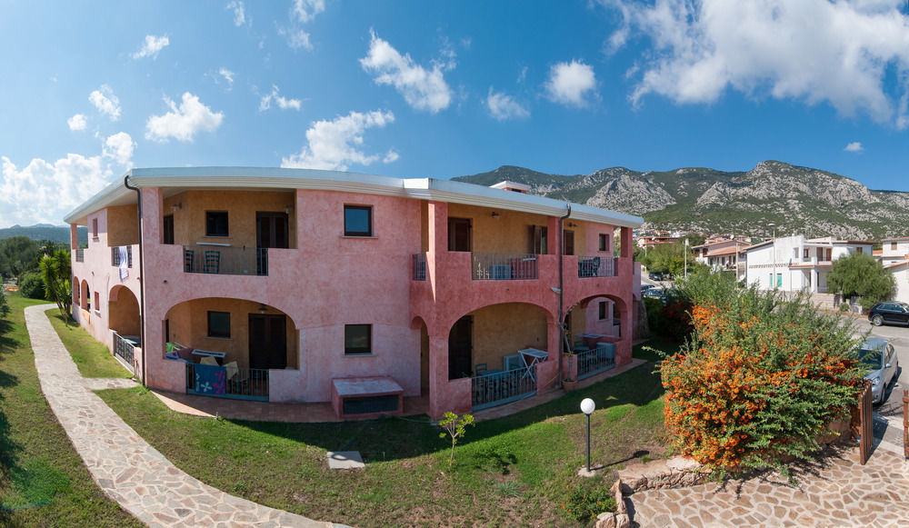 I Ginepri Hotel Cala Gonone Exterior photo
